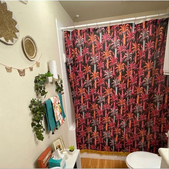 Palm on Blake Street Shower Curtain Black
Opalhouse' designed with Jungalow - Picture 3 of 8
